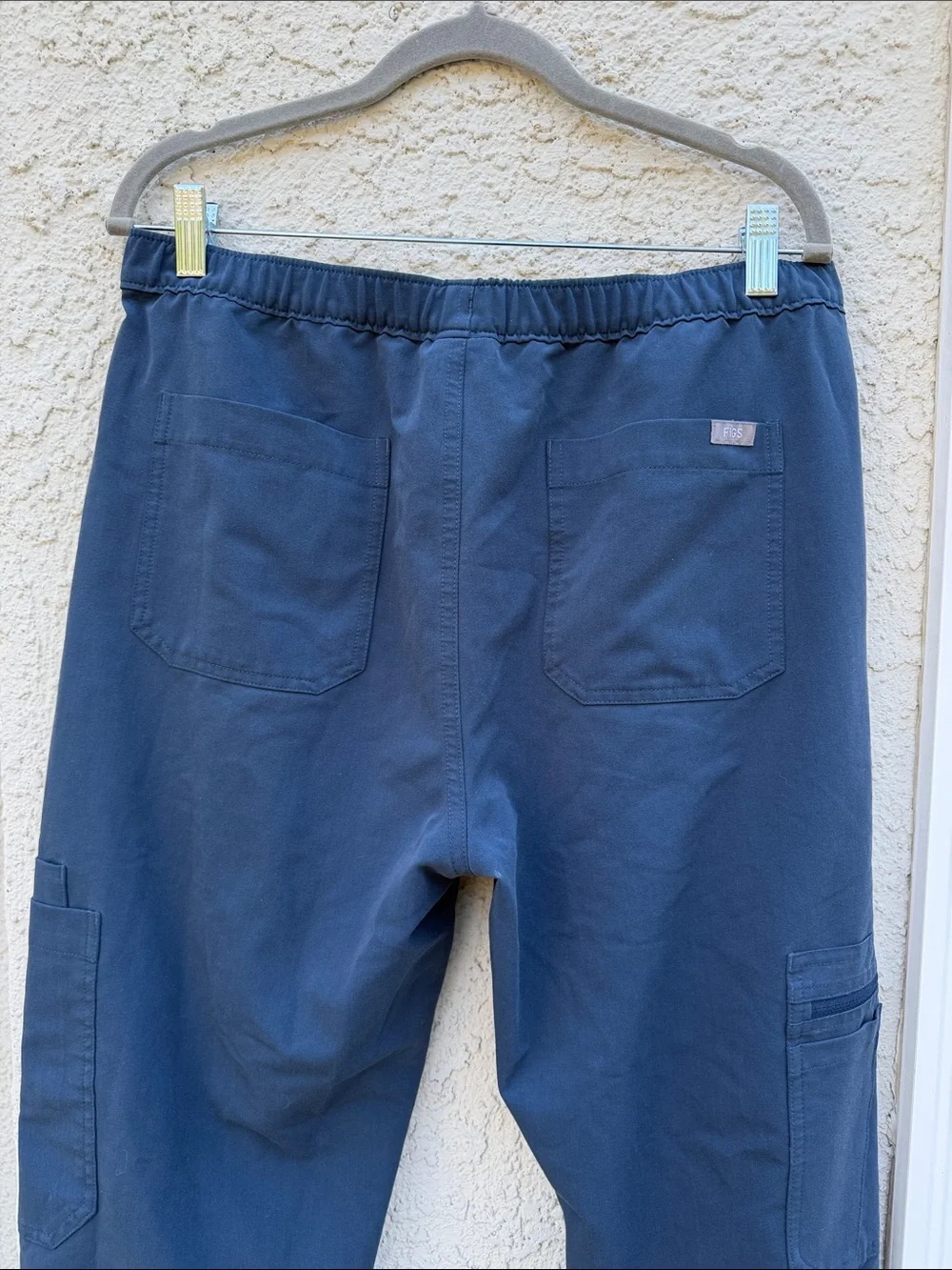 FIGS Mens Cairo Cargo Scrub Pants Technical Collection Dark Harbor Color Size M